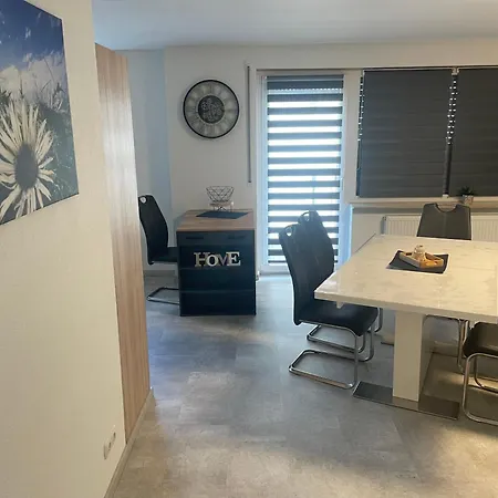 Ferienwohnung An Der Linde Бишофсхайм-ан-дер-Рён Экстерьер фото