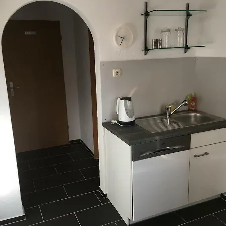 Ferienwohnung An Der Linde Бишофсхайм-ан-дер-Рён Экстерьер фото