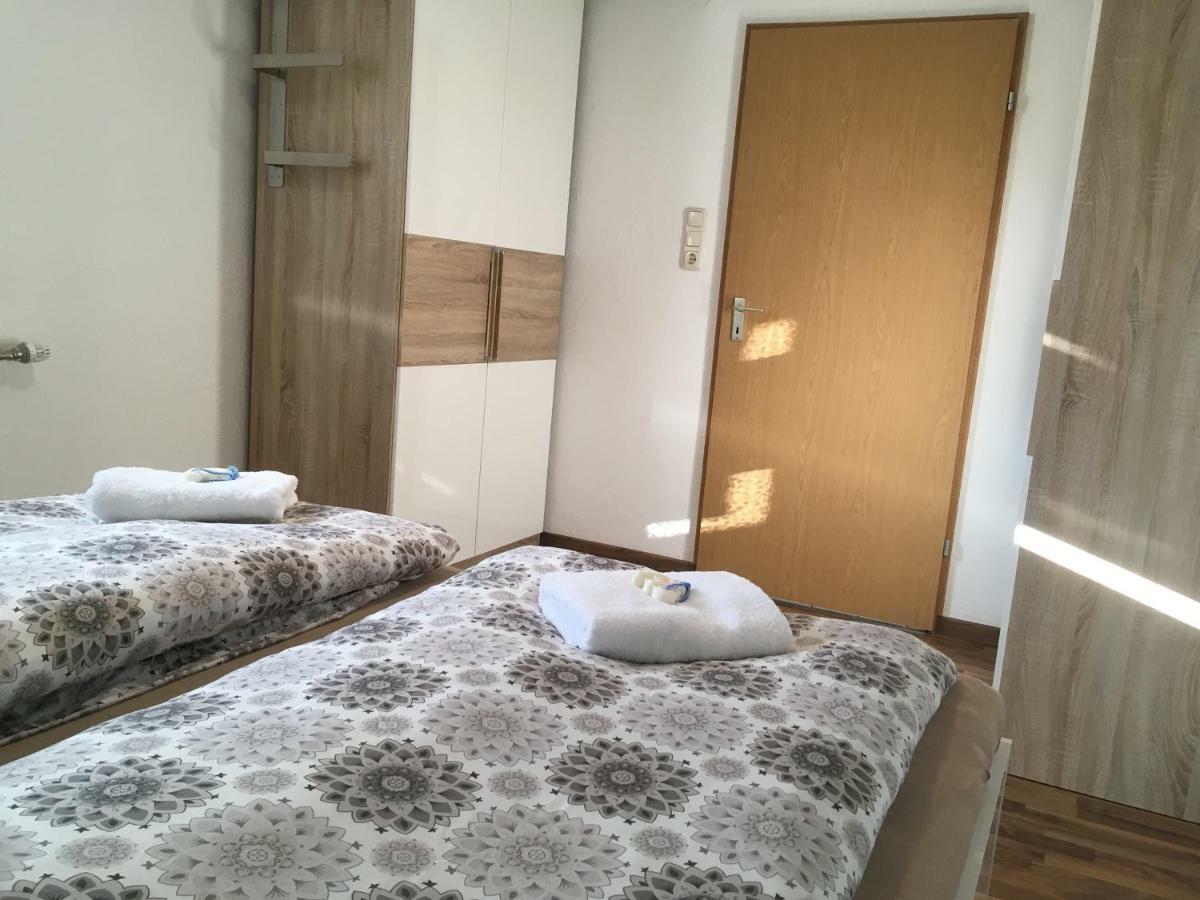 An Der Linde Apartment *